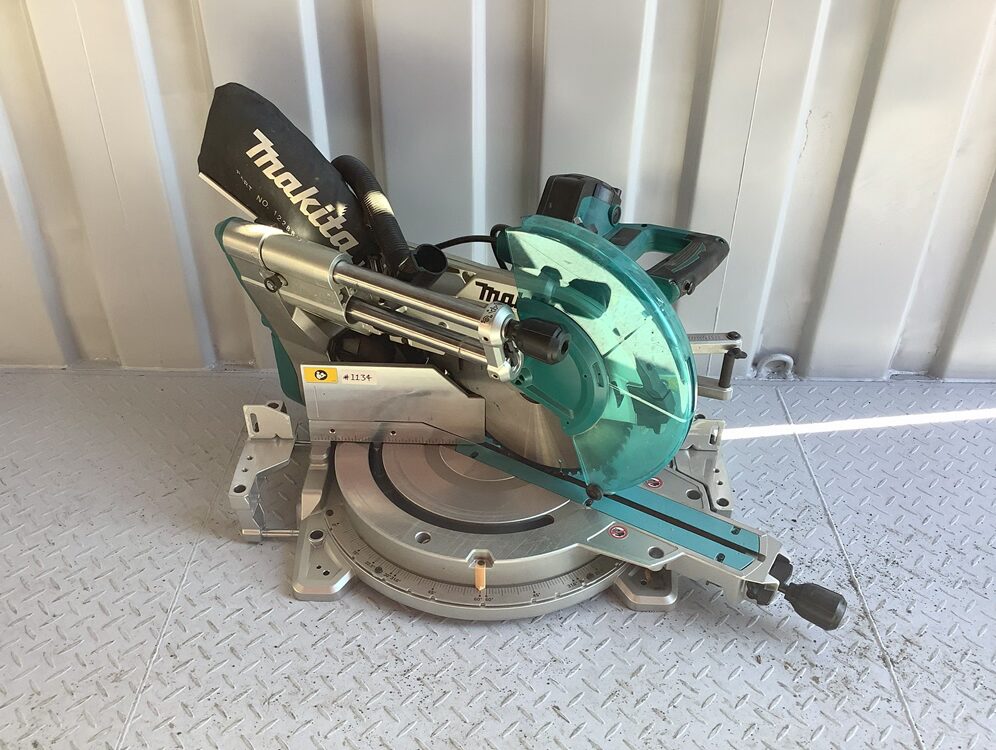 Makita 305mm/12" Slide Compound Mitre Saw LS1219 Makita 305mm/12" Slide Compound Mitre Saw LS1219